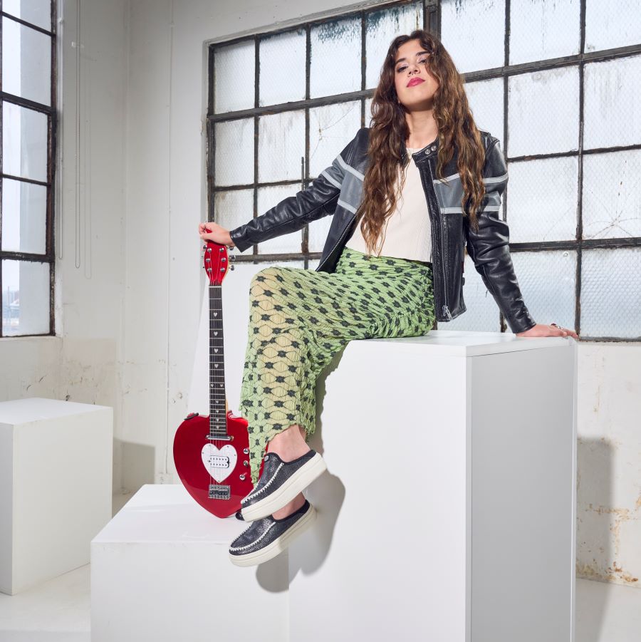 Austin Lift Essentials - Black - Image 2